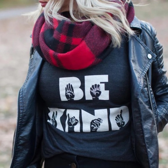 Tops - Be Kind ASL t-shirt